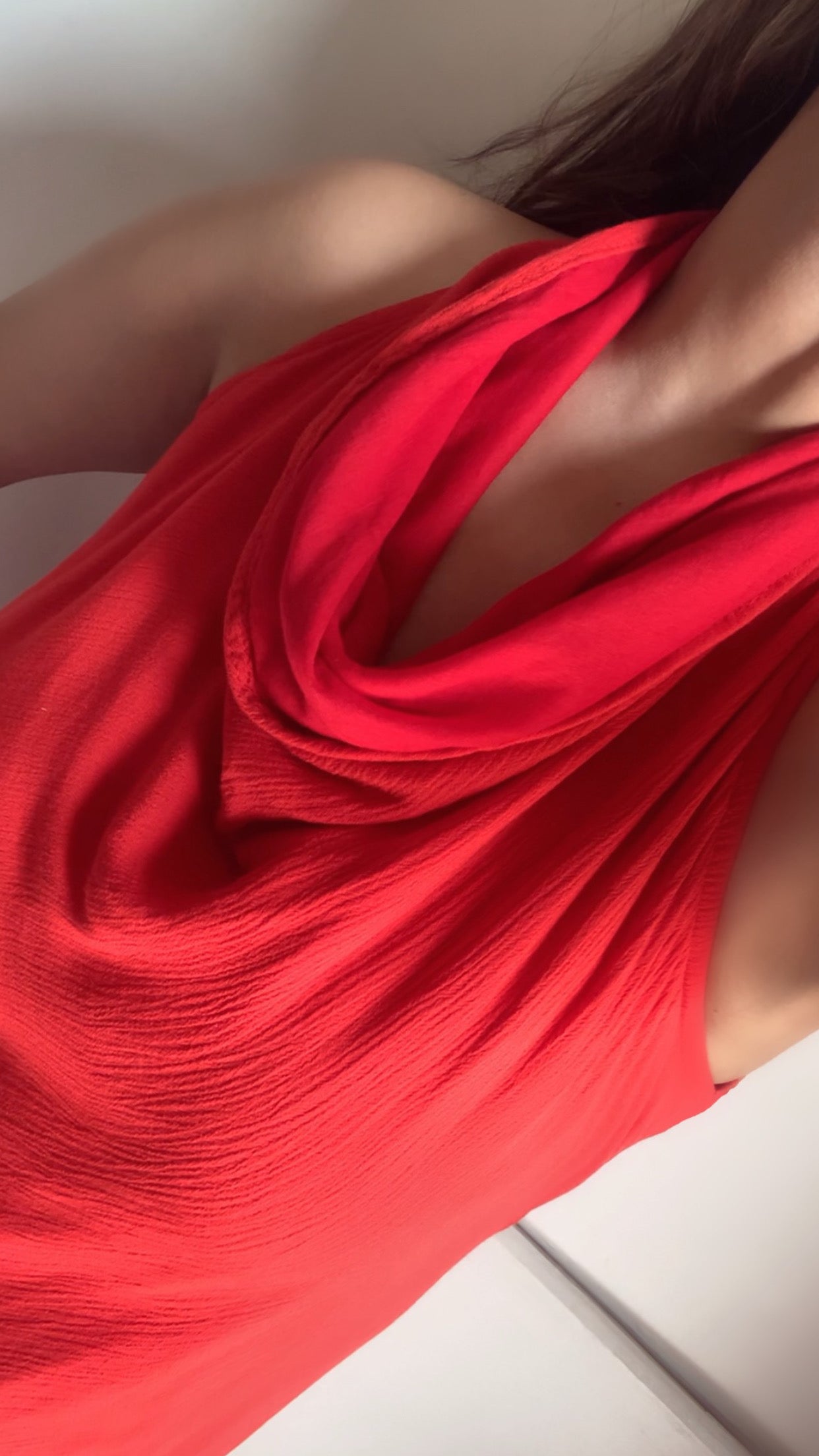 The  Astra Midi : Red