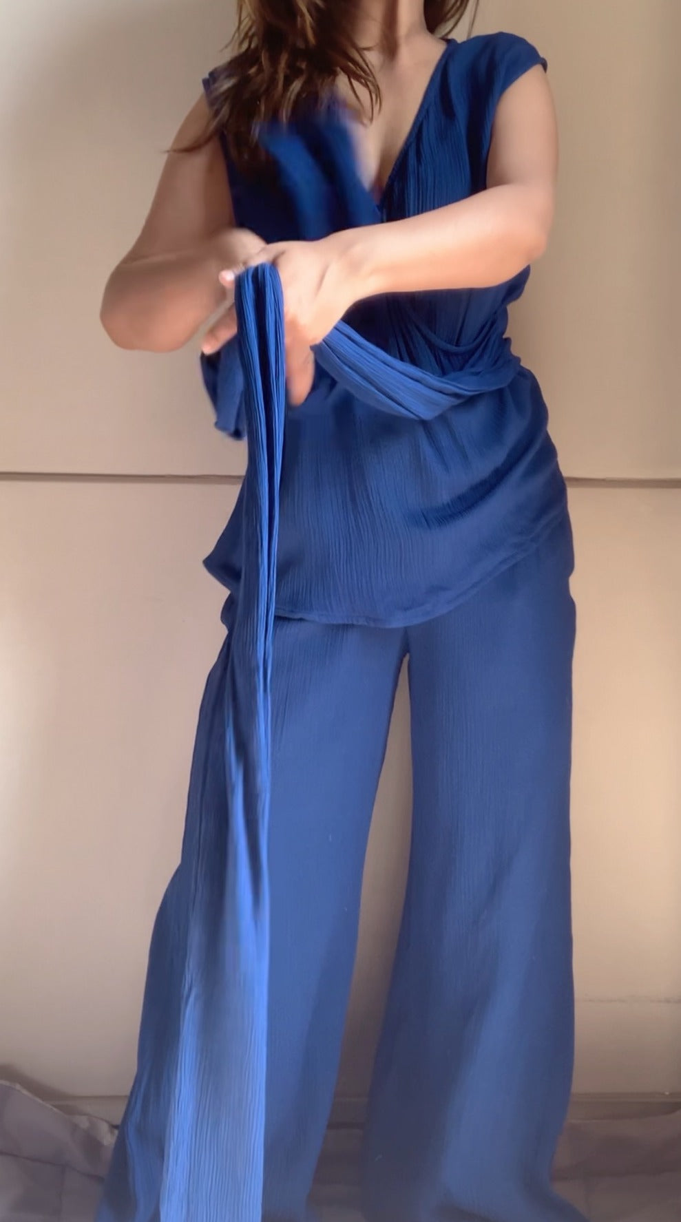 The Surge Of The Sea Set : Electric Blue