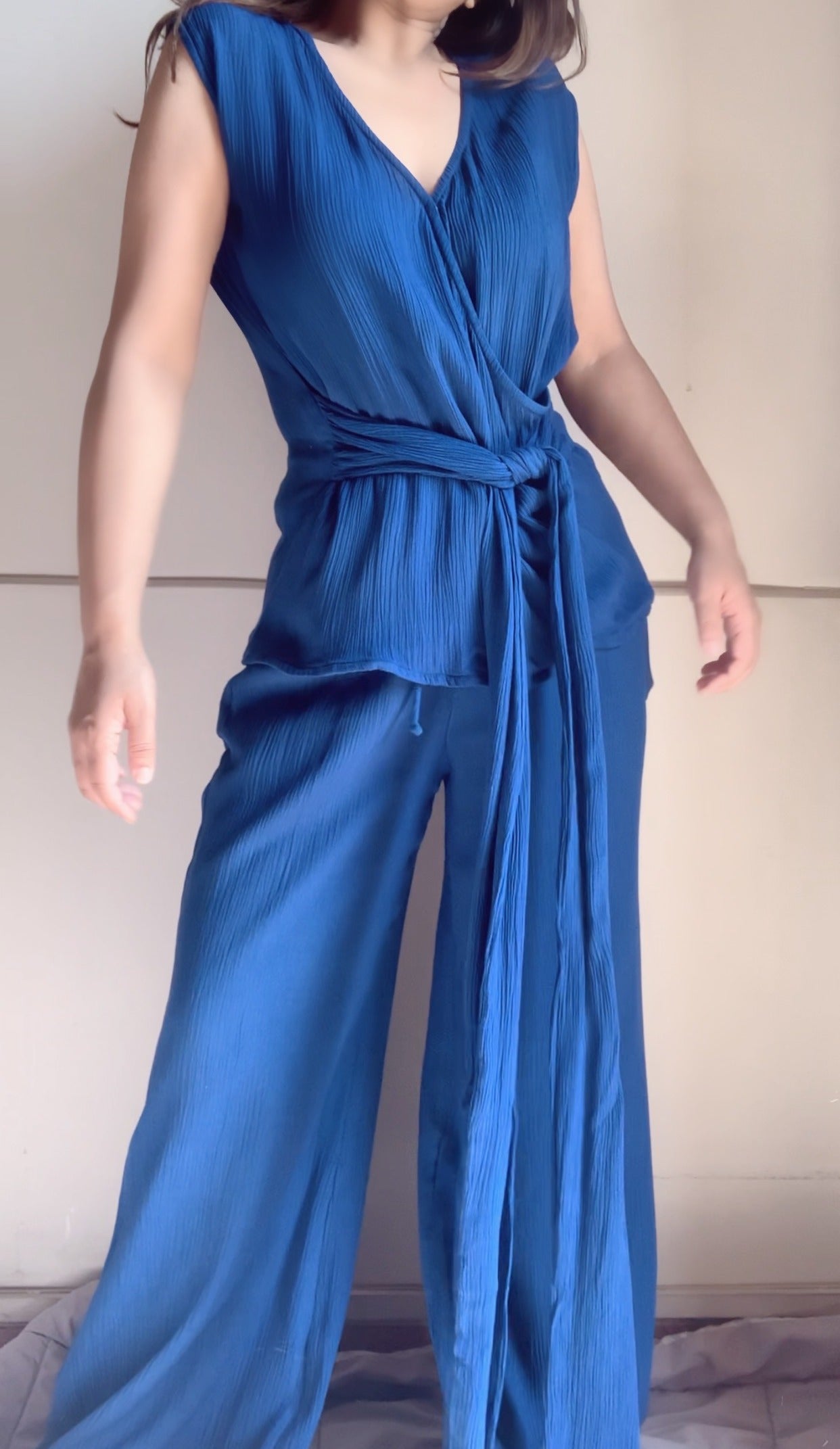 The Surge Of The Sea Set : Electric Blue