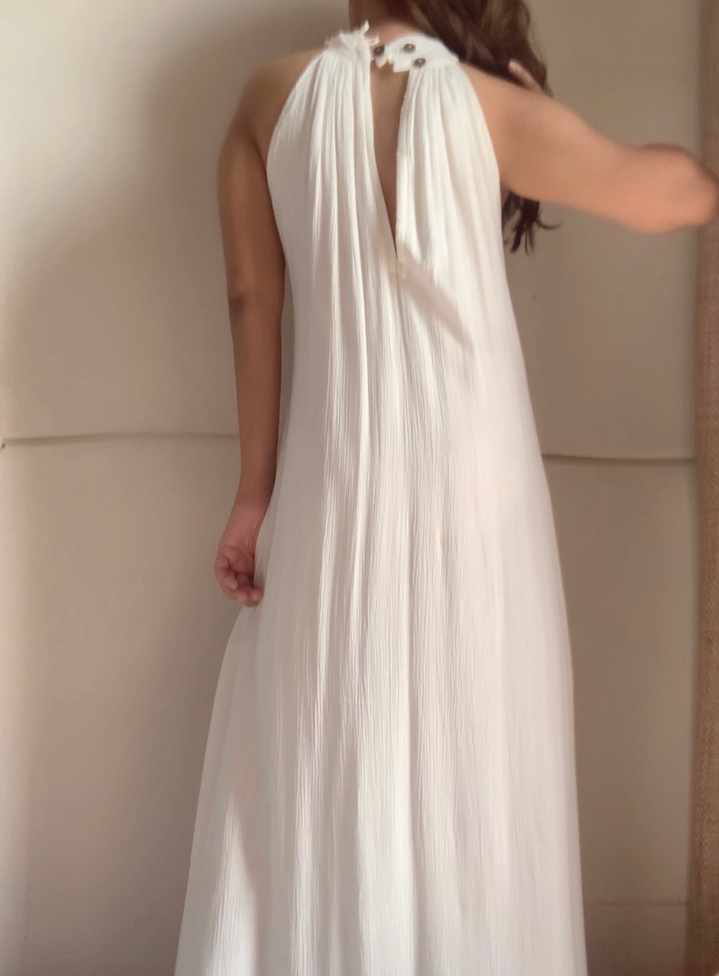 The Aurele  Maxi : White