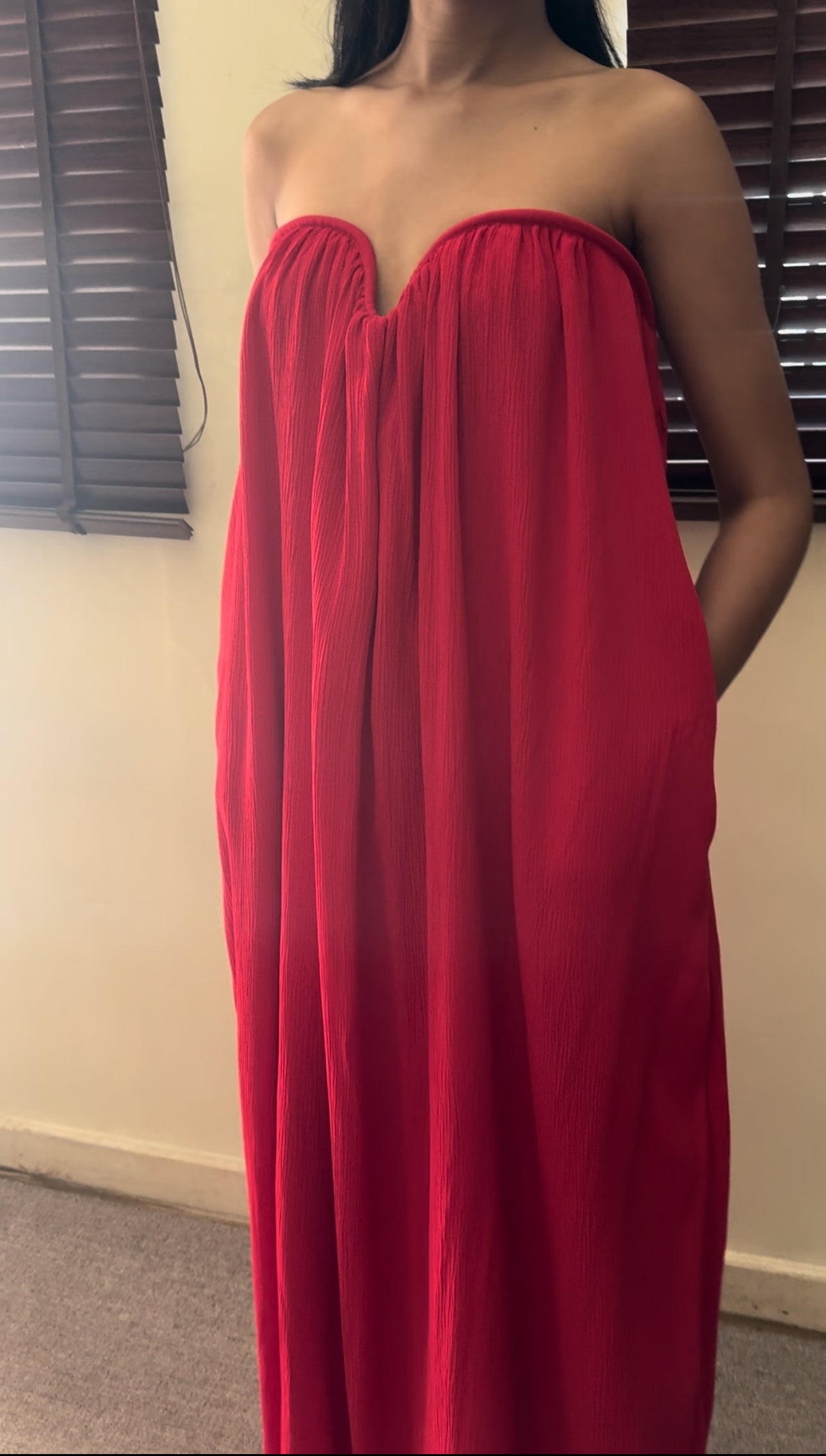 Valencia Strapless Maxi  : Red