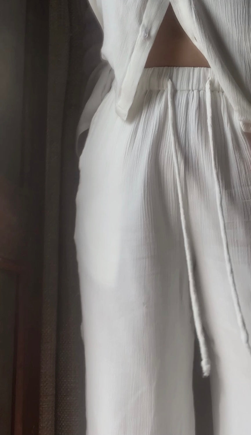 THE THALASSIC SET : White