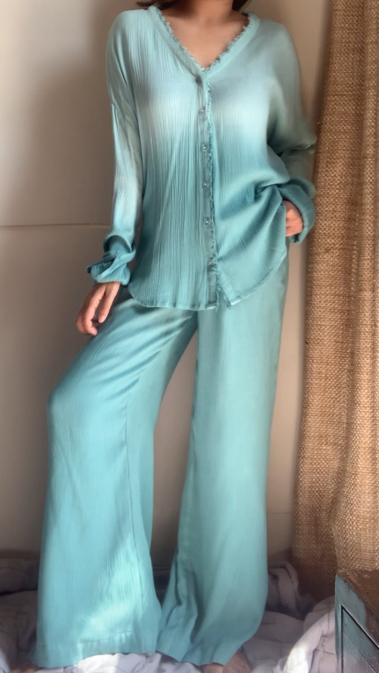 The   WAVELET Set : Light Teal Ombré