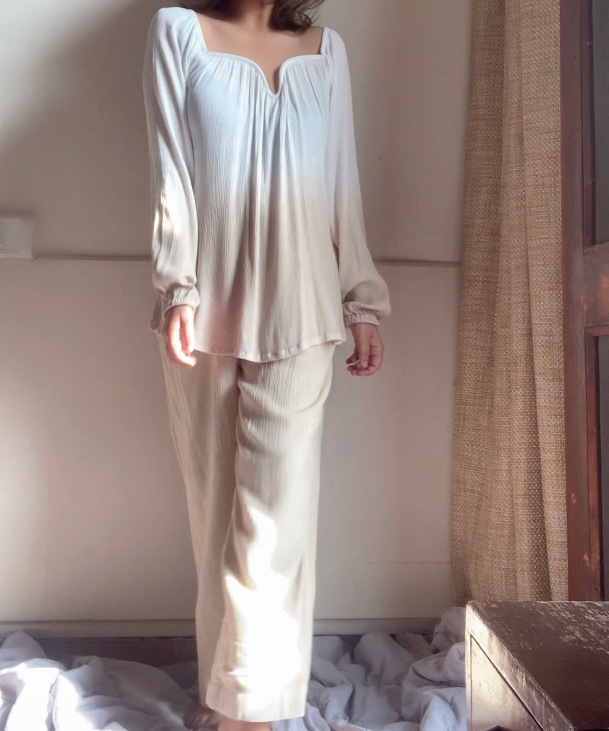 The  Valentina Set : White And Beige Ombré