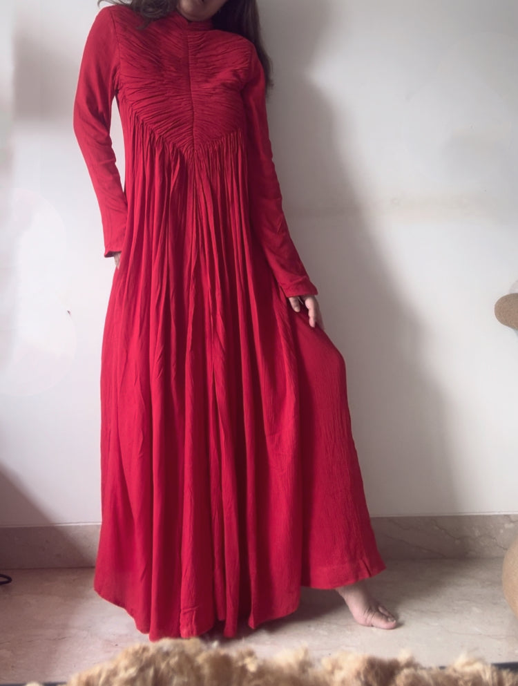 The Horizon Blush Set With Sleeves : Red