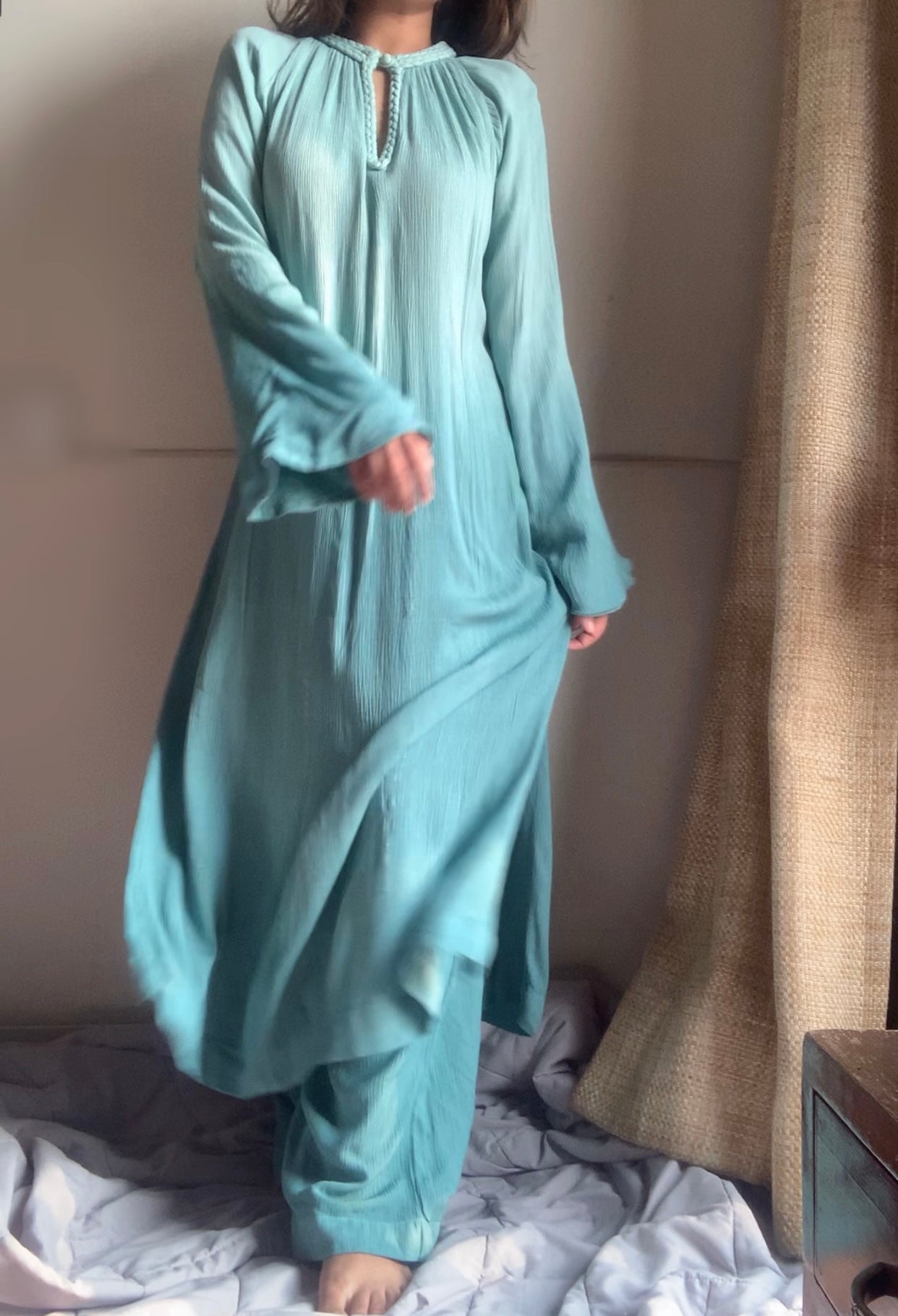 The Mira Set Sleeves : Light Teal Ombré