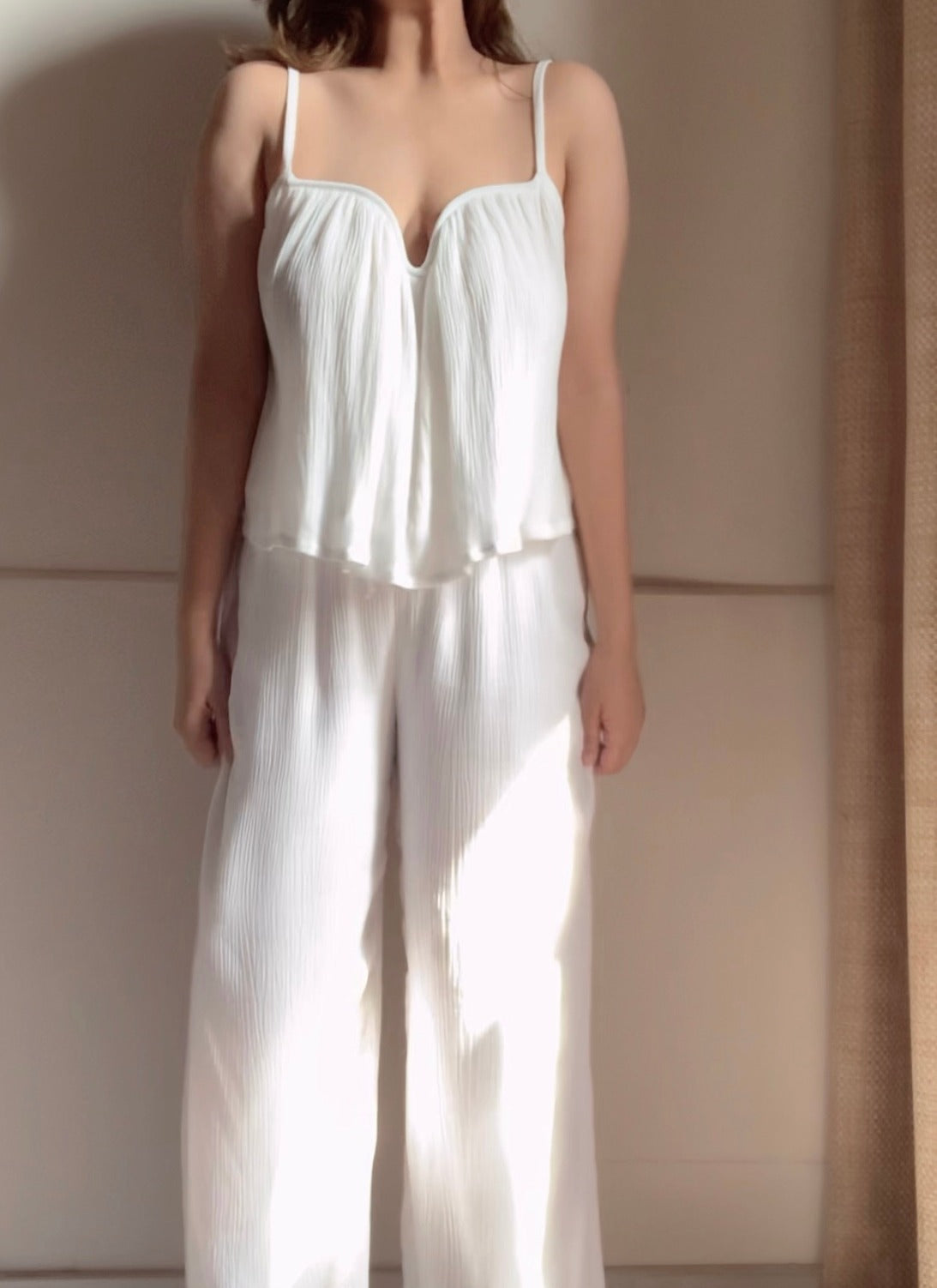 The Scallop Set : White