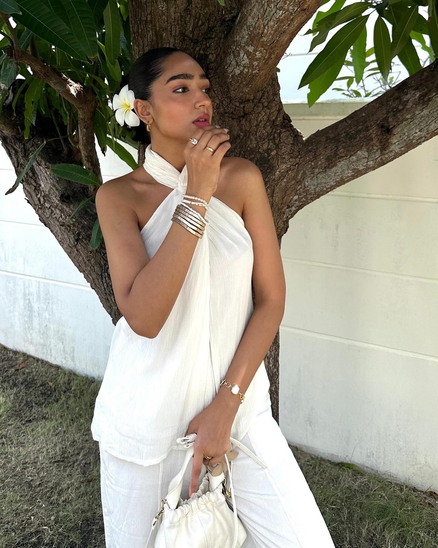 The Gloria : White