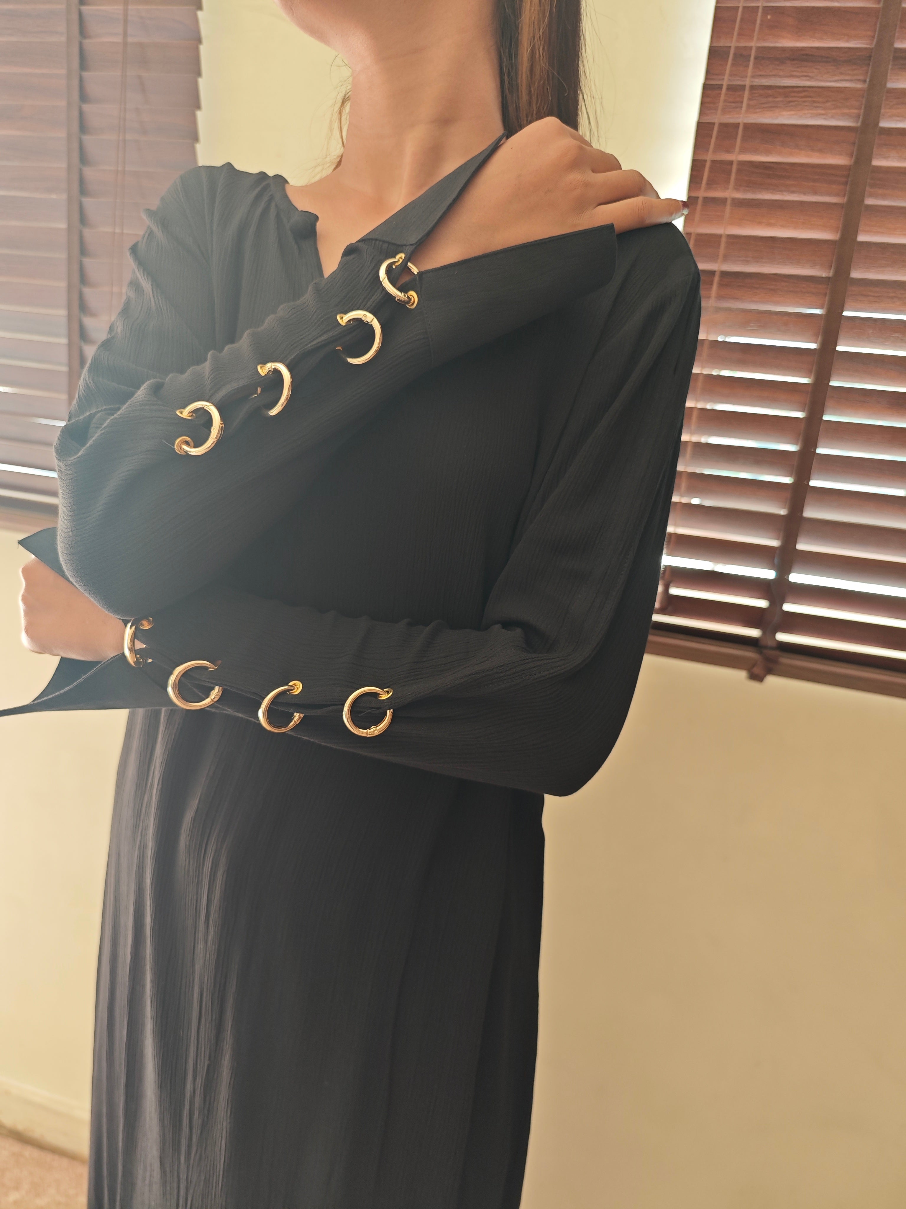 The Celestra : Black