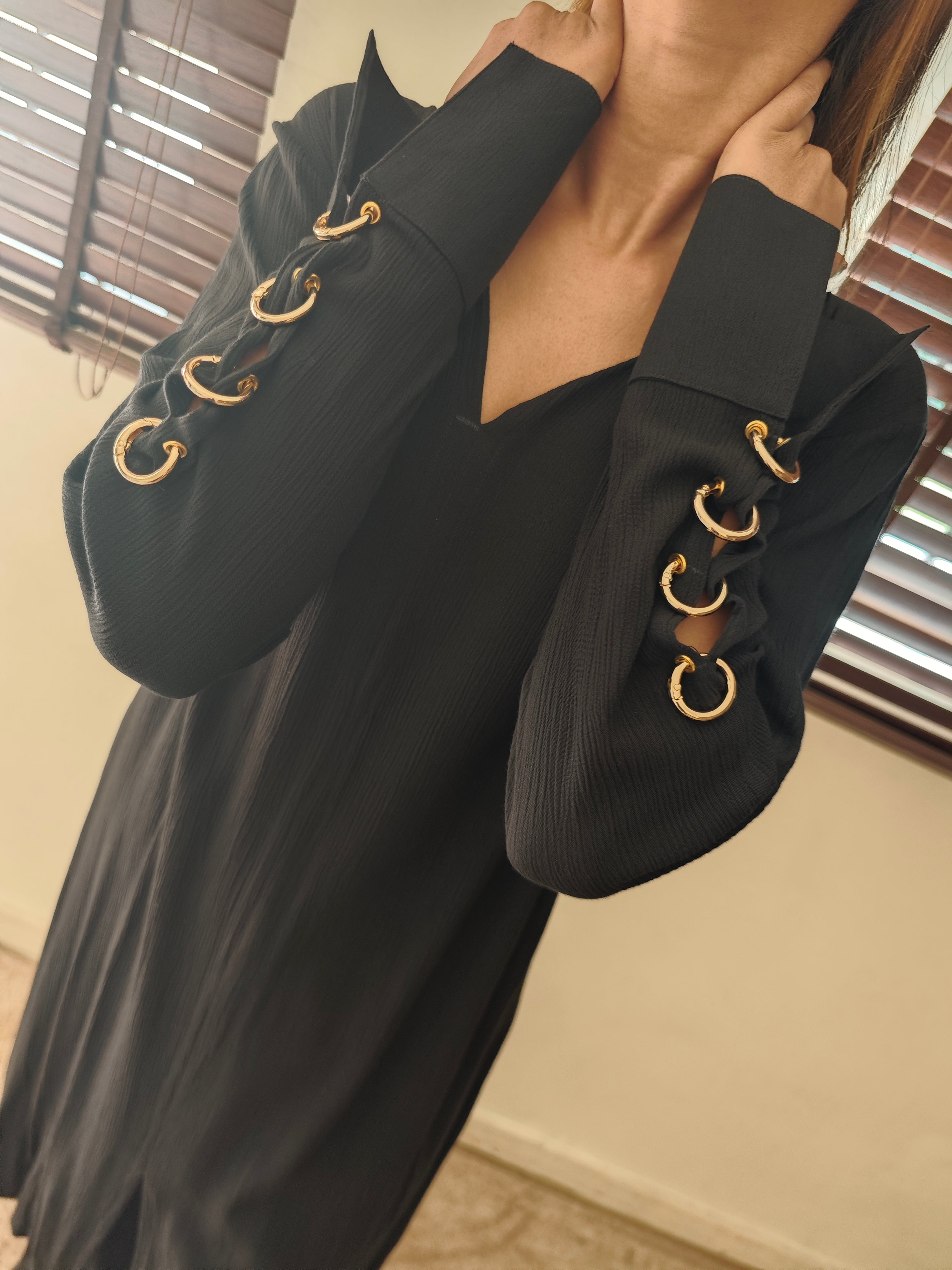 The Celestra : Black