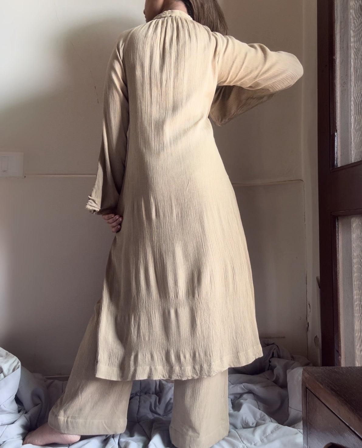 The Mira Set Sleeves : Light Beige Ombré