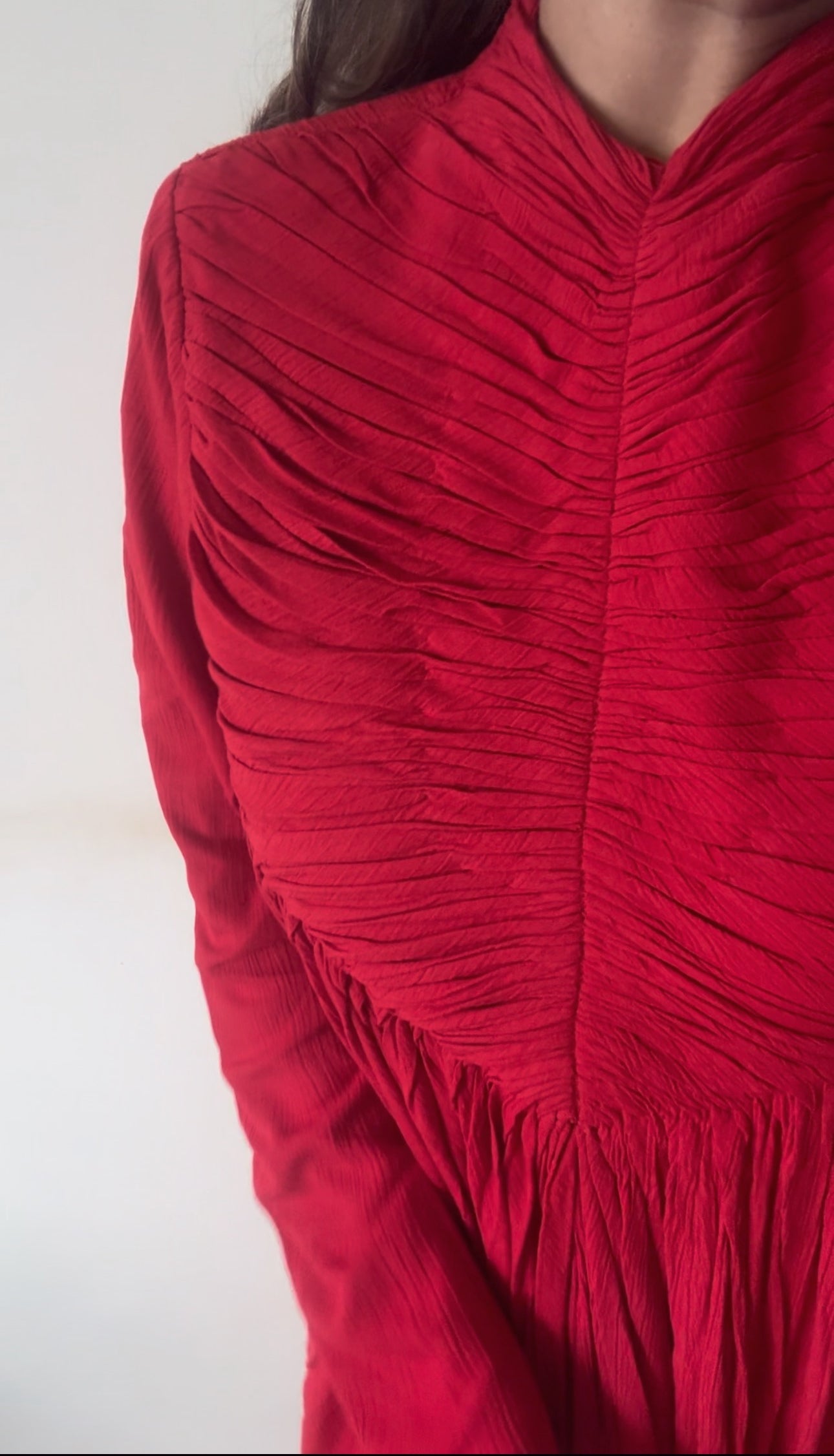 The Horizon Blush Set With Sleeves : Red
