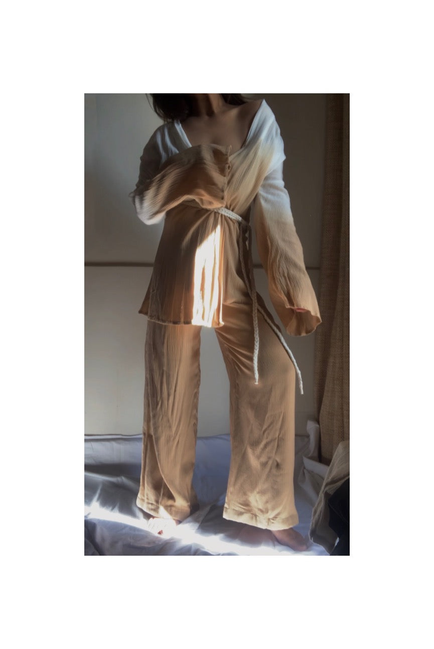 The Athena Ombré : Beige And White