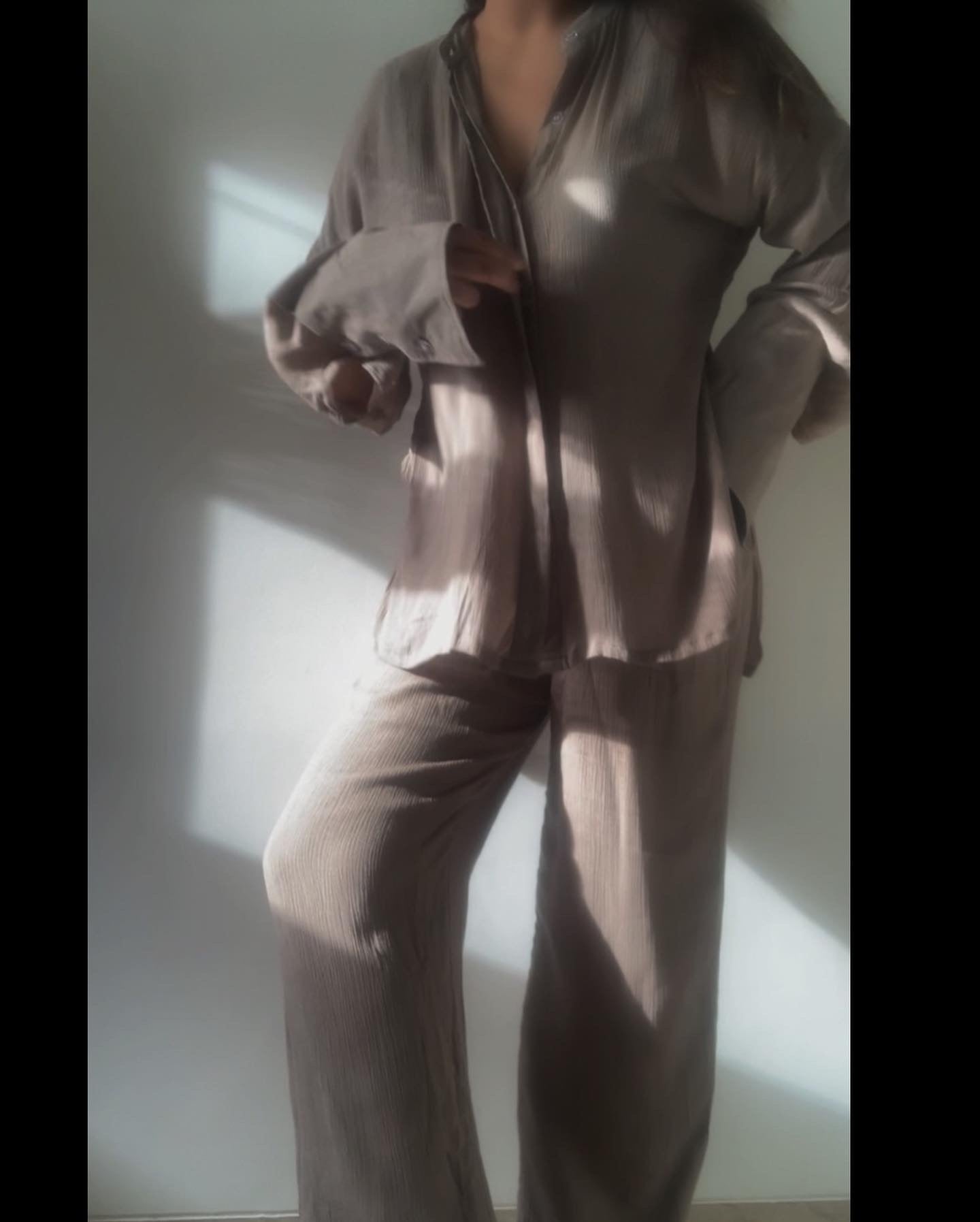THE SEABED SET : Dark Beige