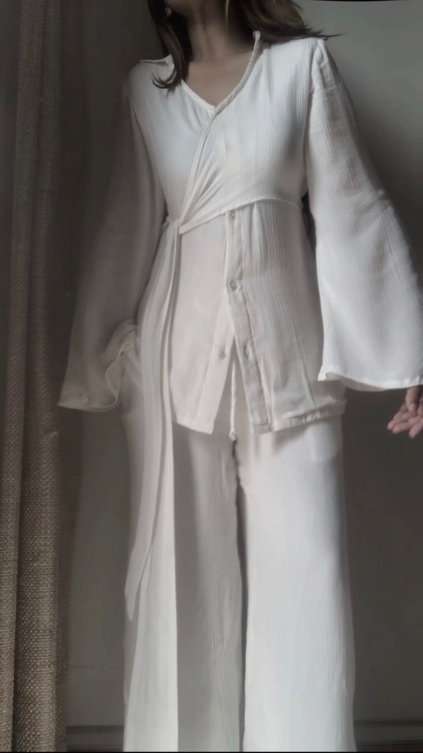 THE THALASSIC SET : White