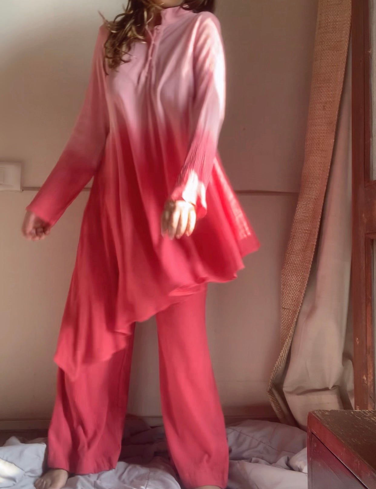 The Cora Set With Sleeves : Light Pink Ombré