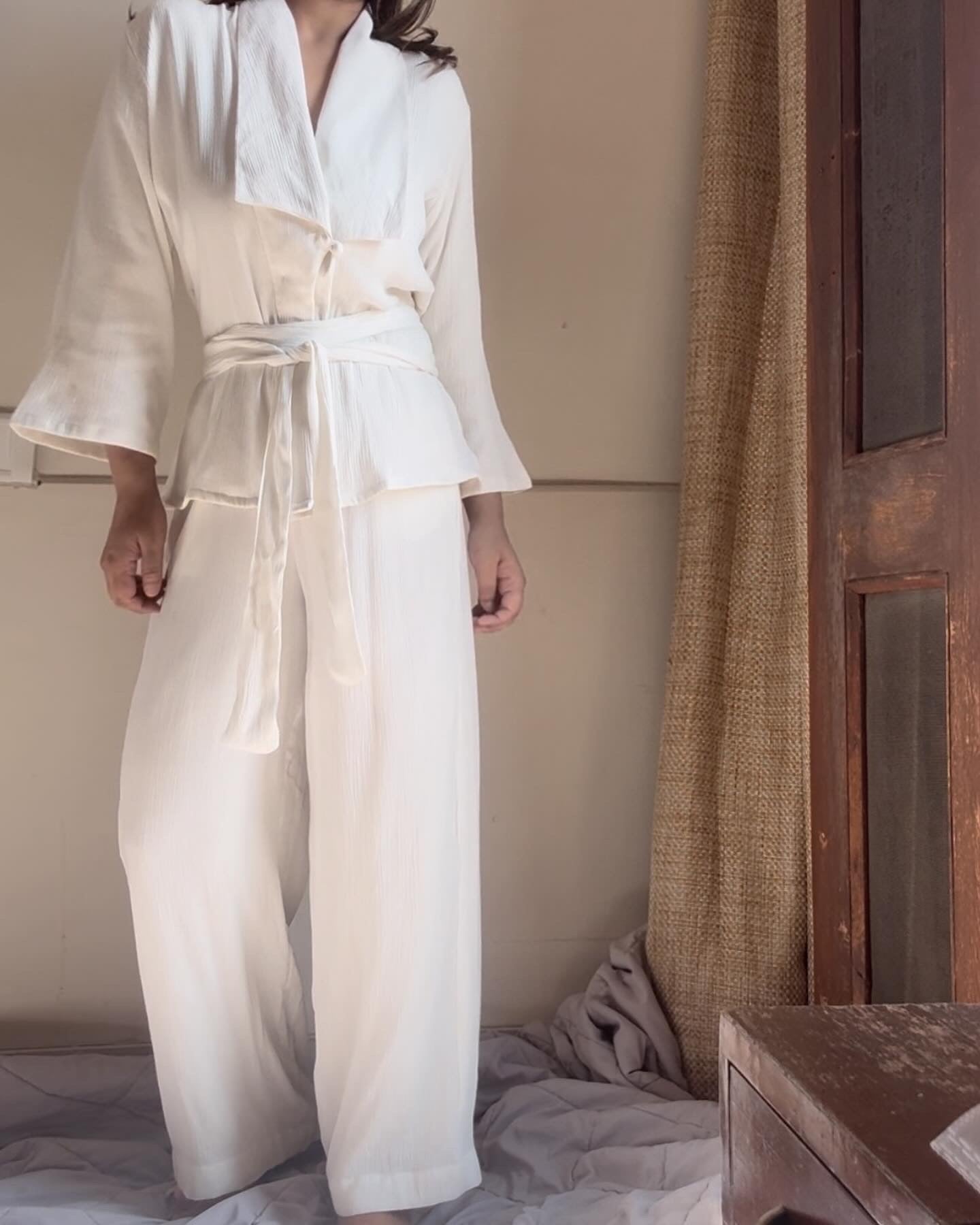 The Breezy Dusk Set : White