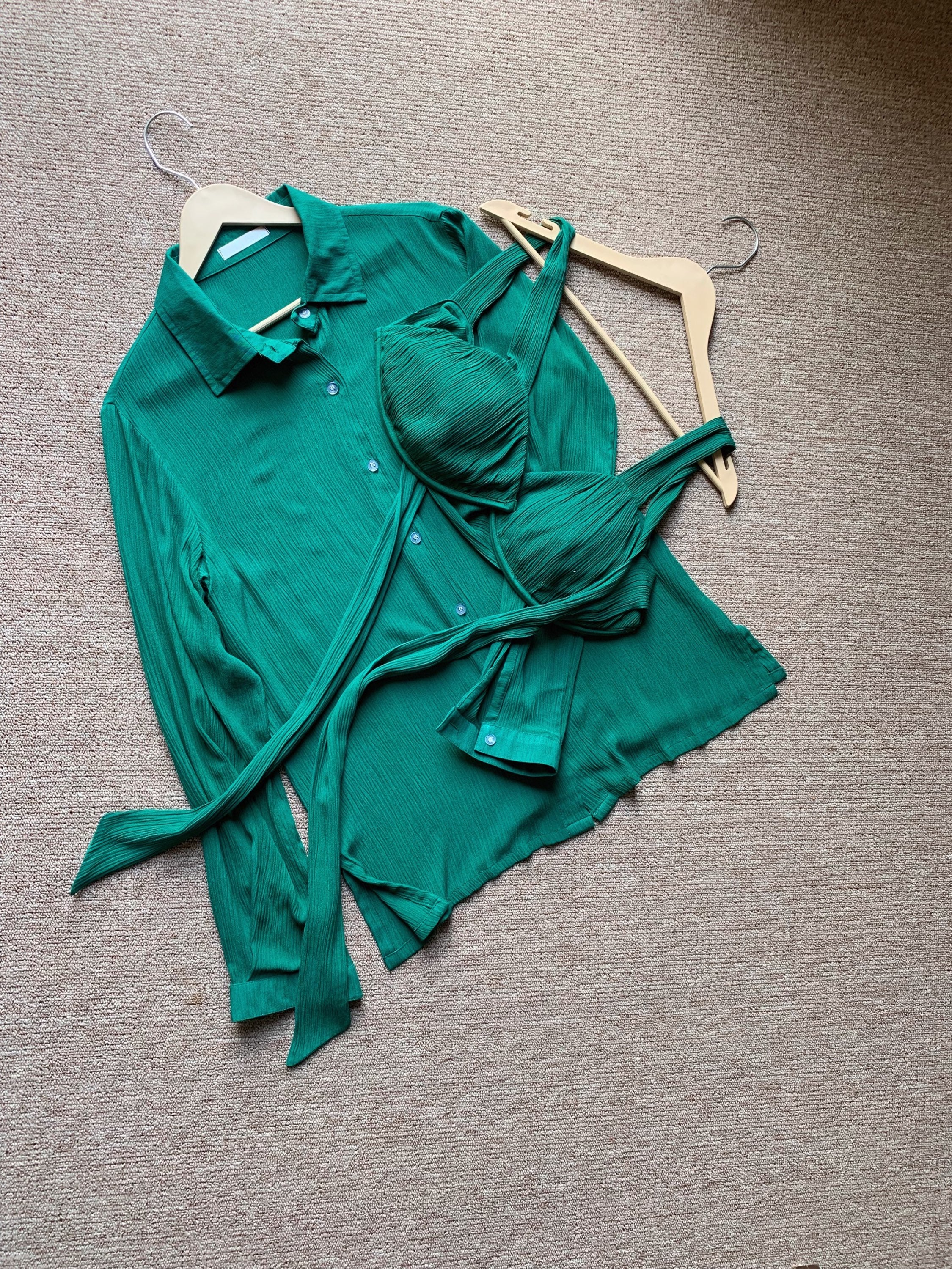 The Sand Set + The Shell Bralette : Jade Green