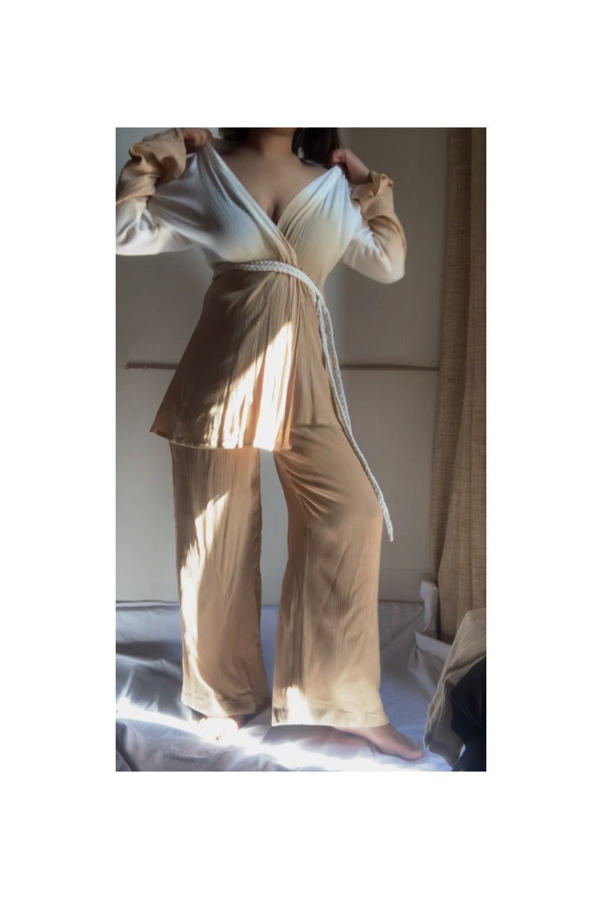 The Athena Ombré : Beige And White