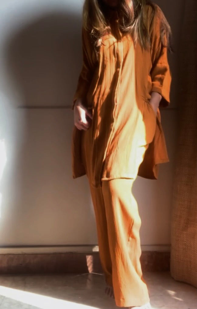 THE HONEY POT SET WITH PANTS