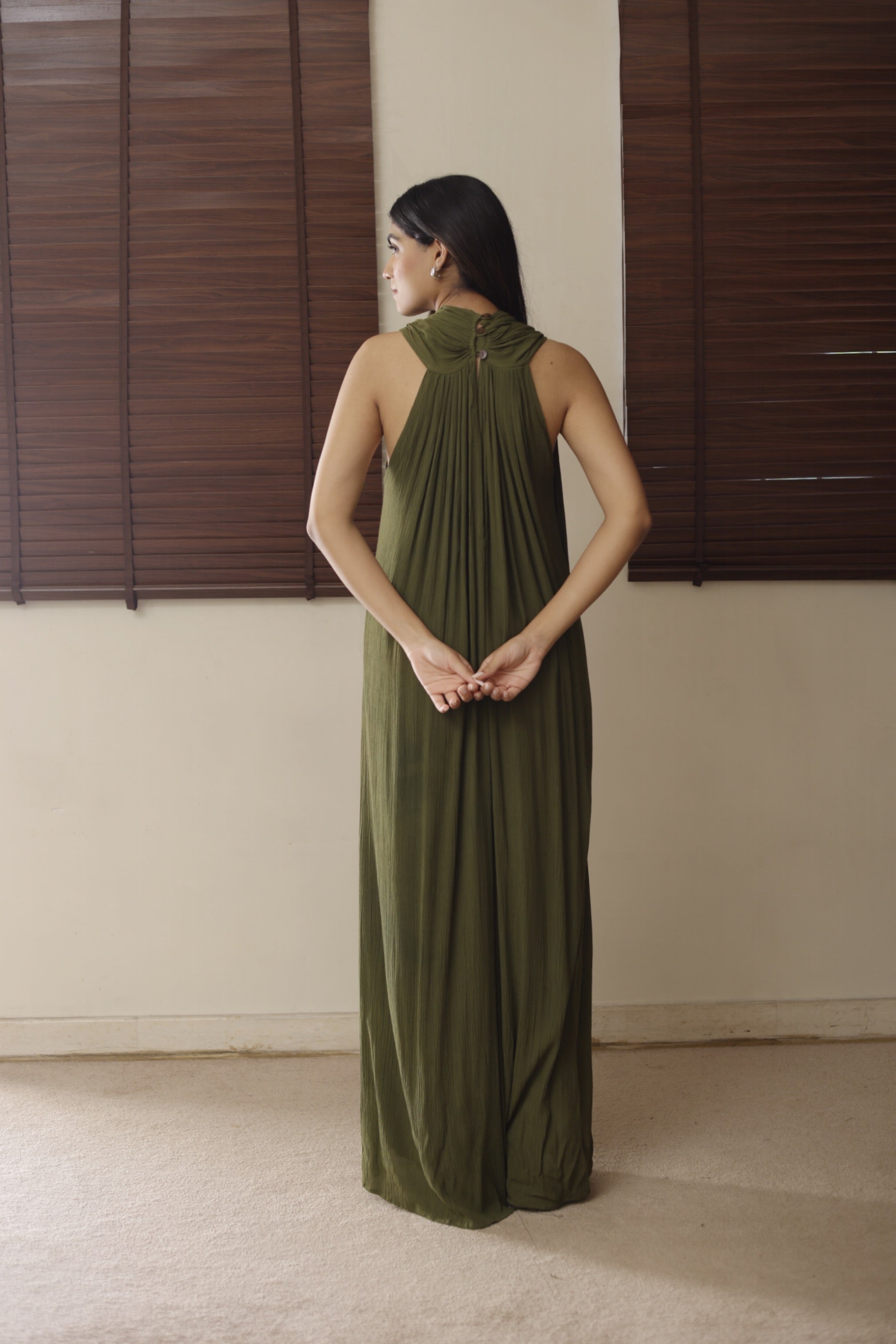 The Daughter Of Poseidon ( back covered ) : Olive