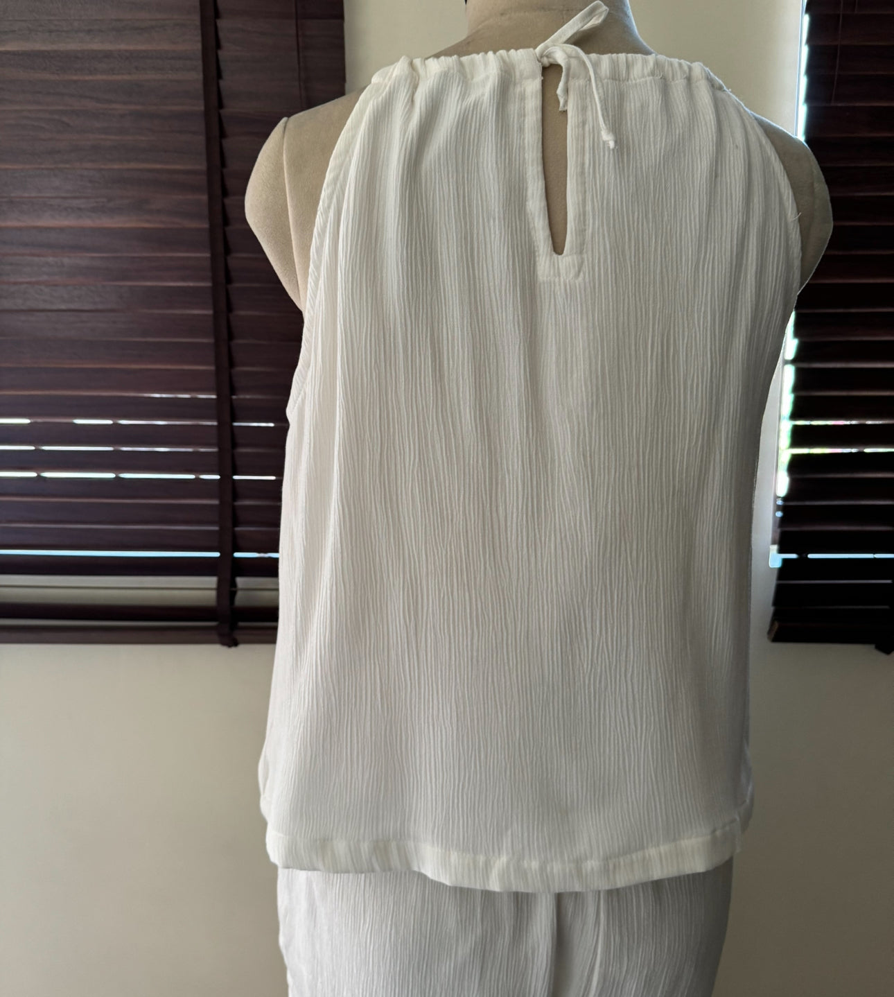 The First Ray Top : White