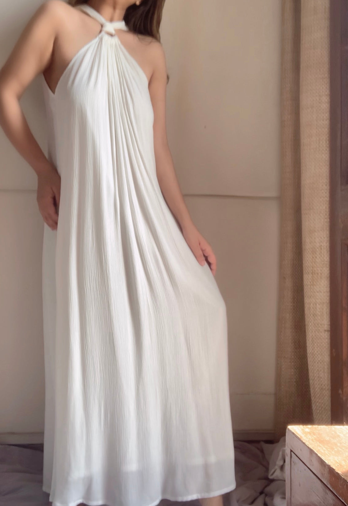 The Aurele  Maxi : White