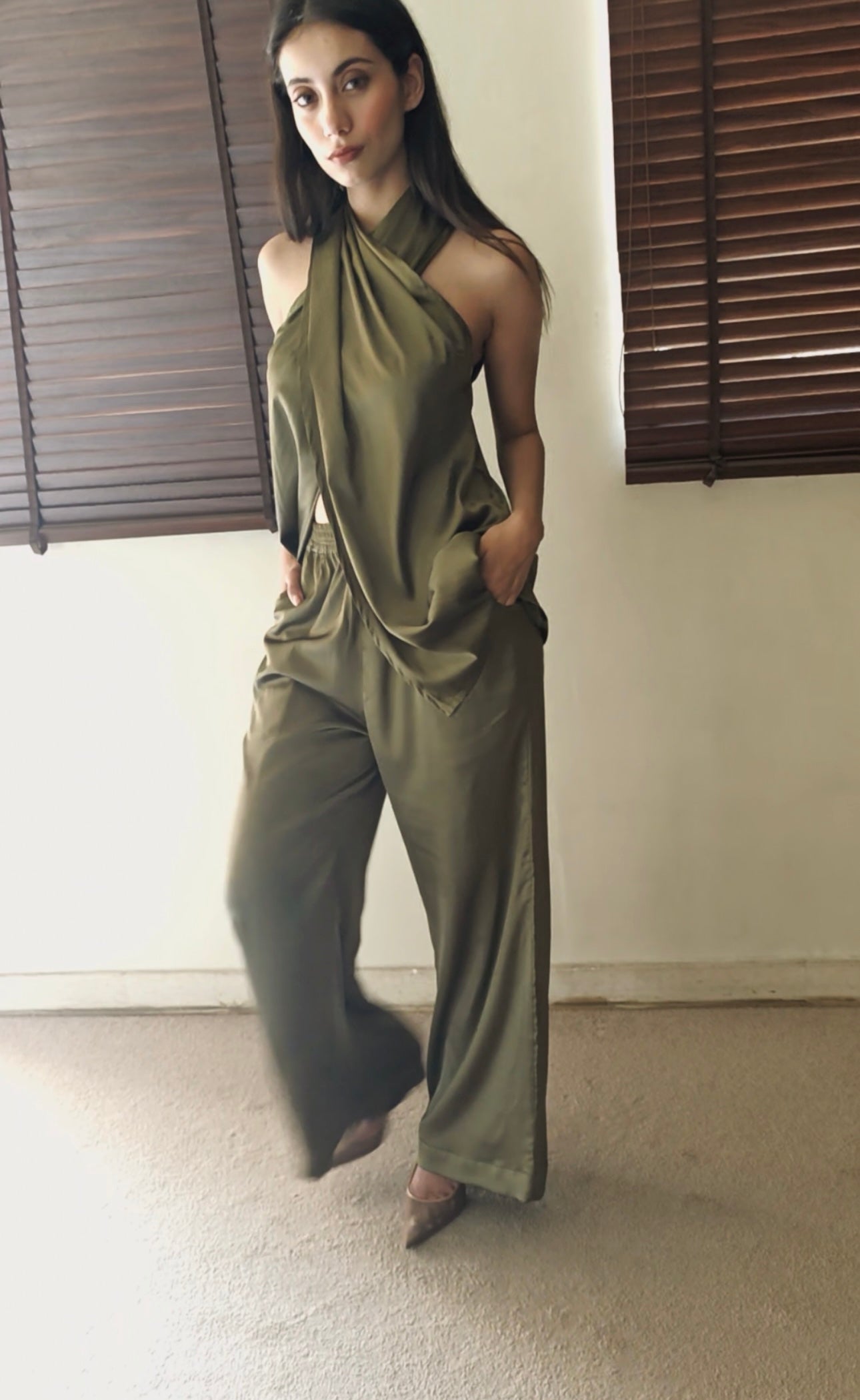 The  Poseidon Set Satin : Olive