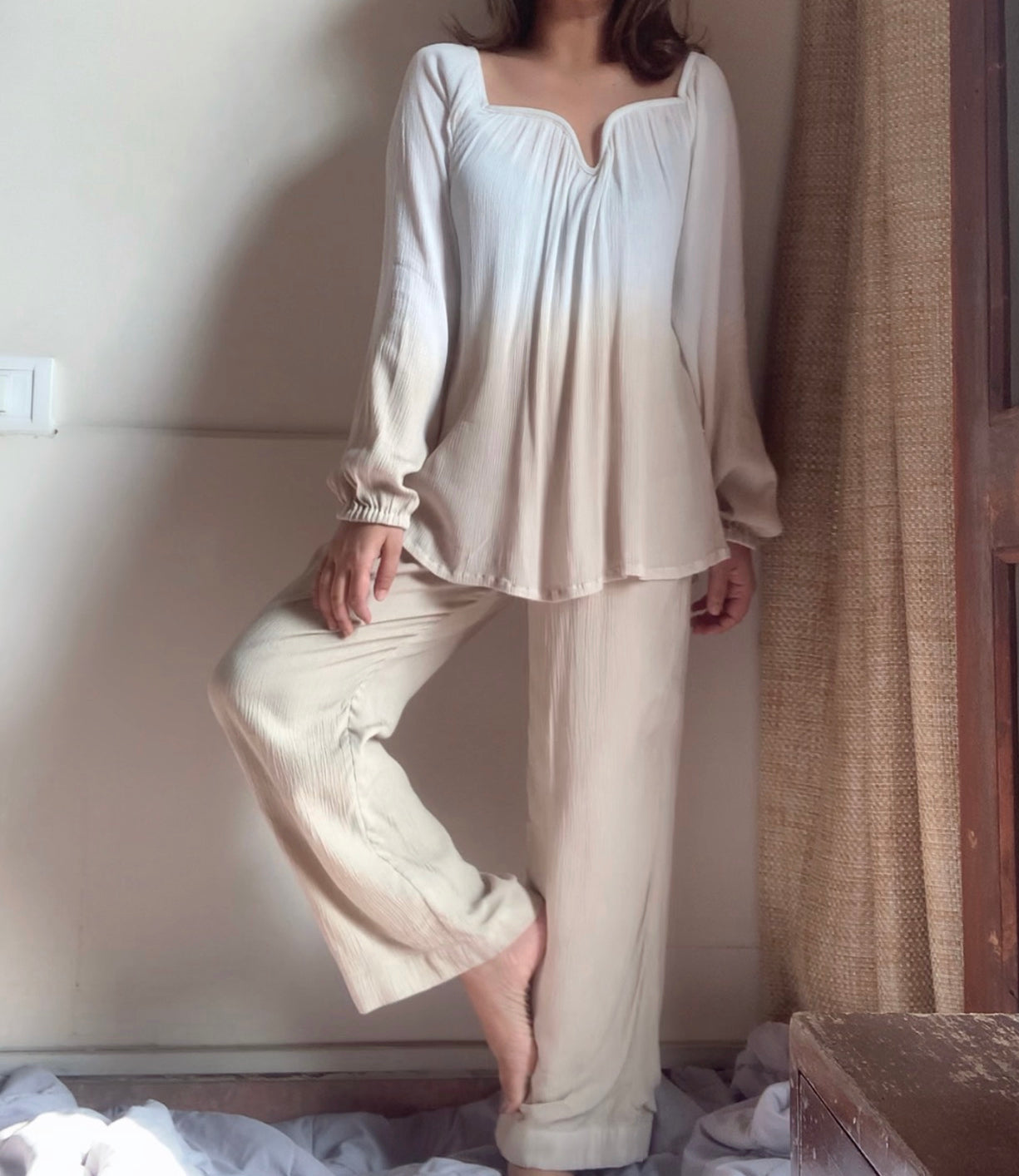 The  Valentina Set : White And Beige Ombré