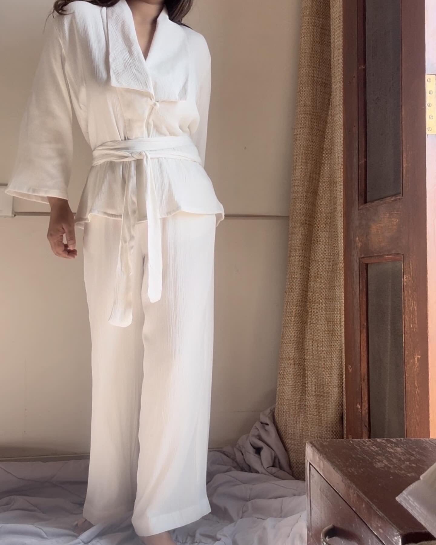 The Breezy Dusk Set : White