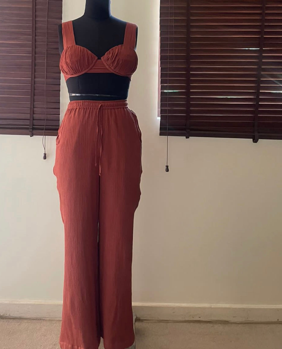 The Sand Set + The Shell Bralette : Mars