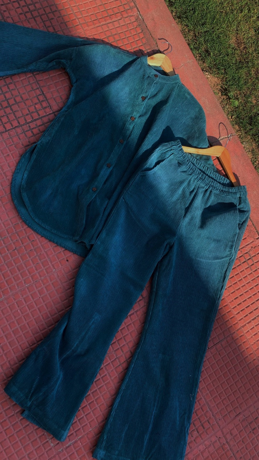 THE HARD SHELL SET : Teal