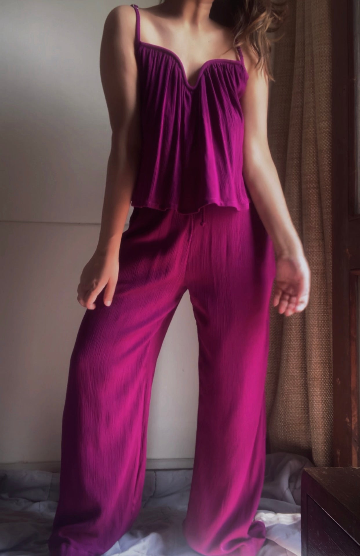 The Scallop Set : Burgundy