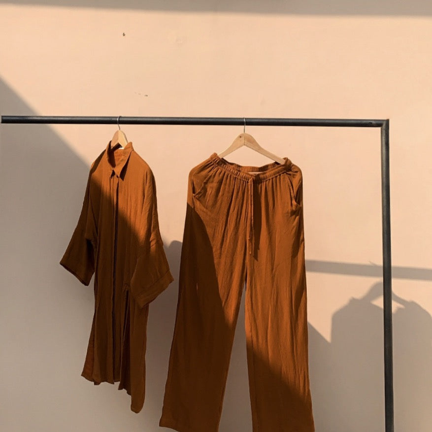 THE HONEY POT SET WITH PANTS