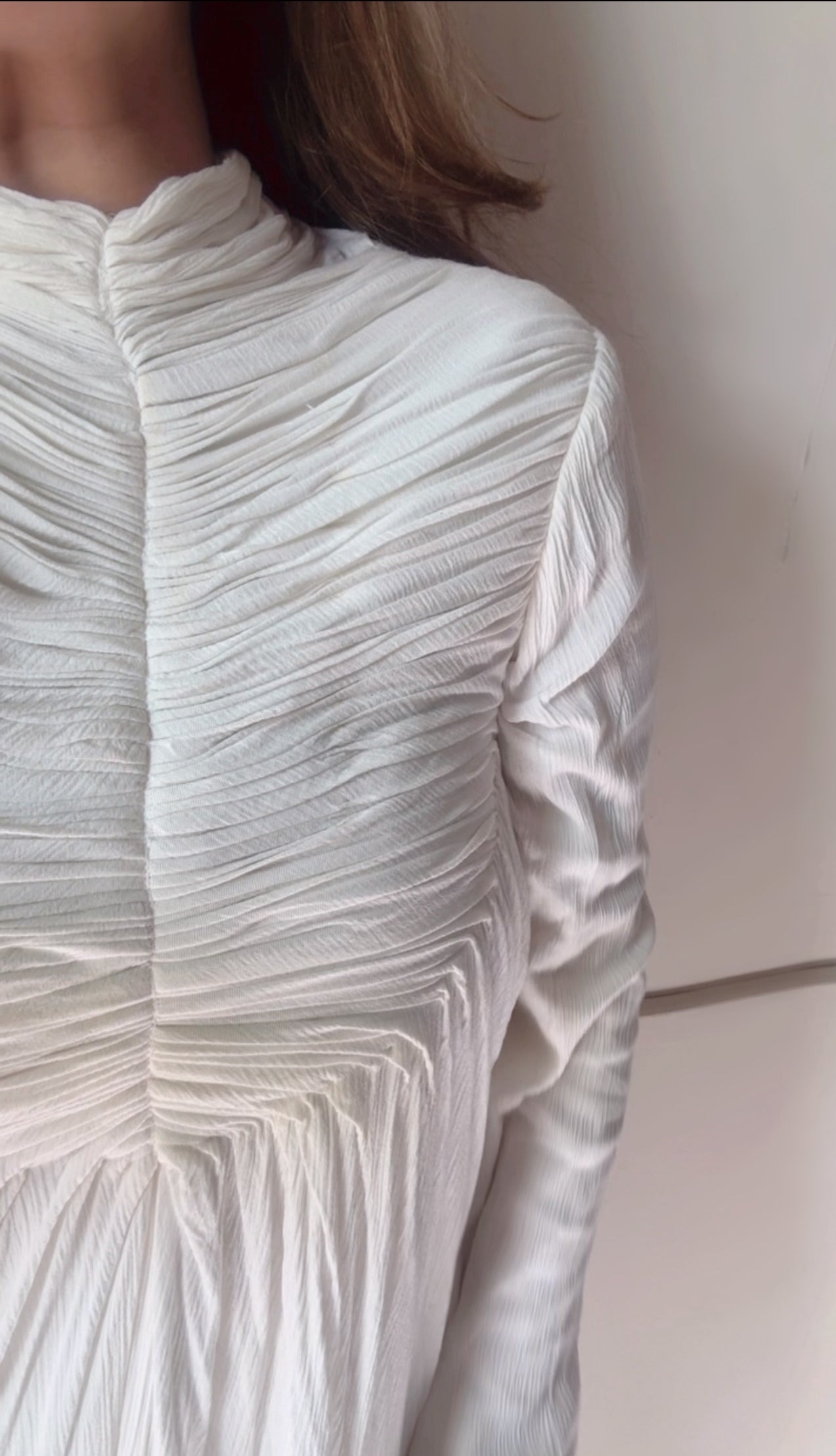 The Horizon Blush Set With Sleeves : White