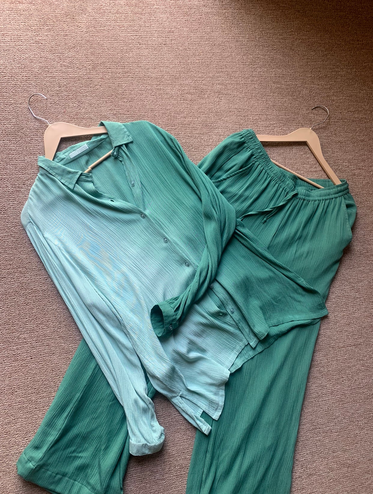The Aura Set : Teal And Sea Green Ombré