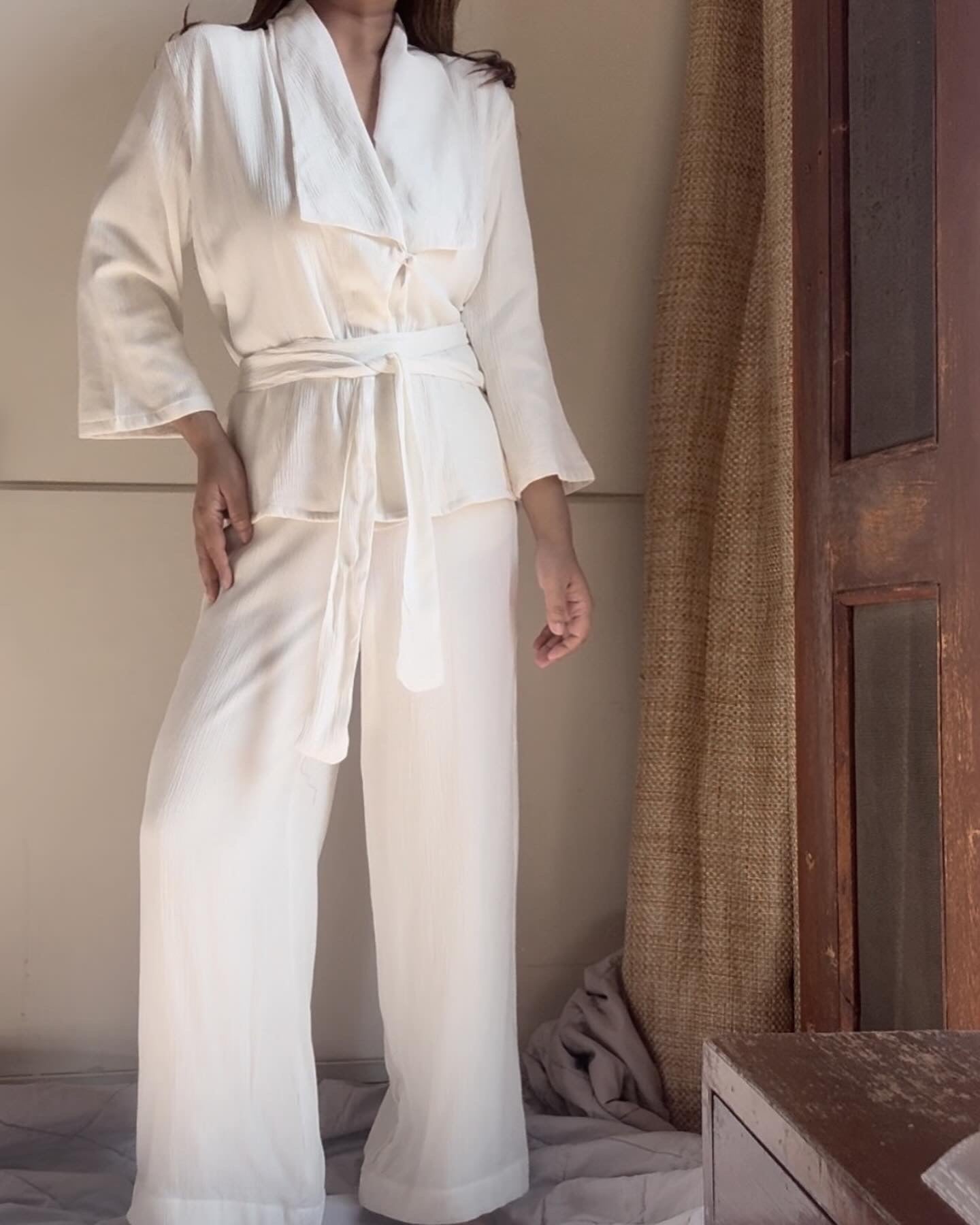 The Breezy Dusk Set : White