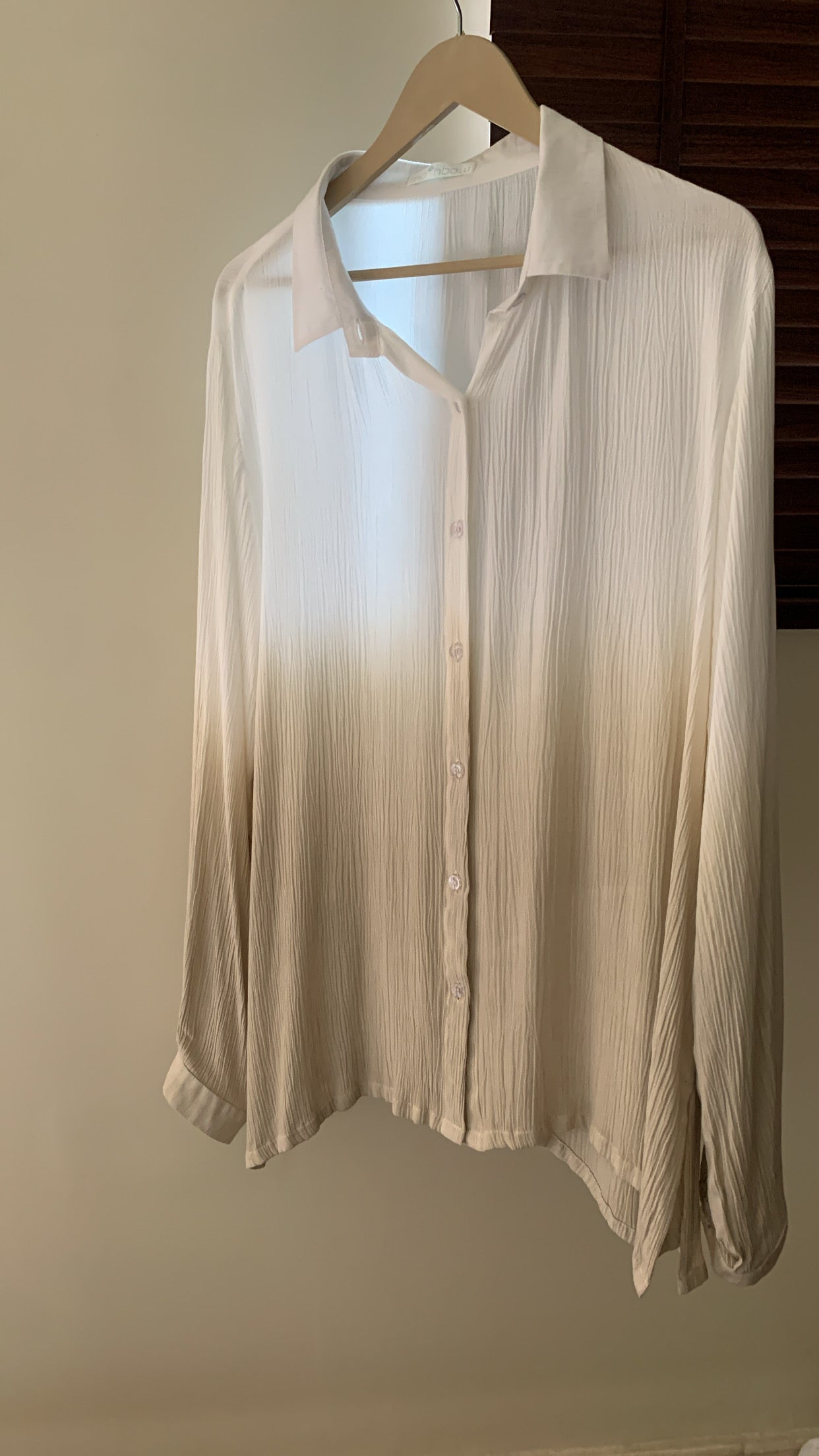 The Sand Shirt : White And Beige Ombré