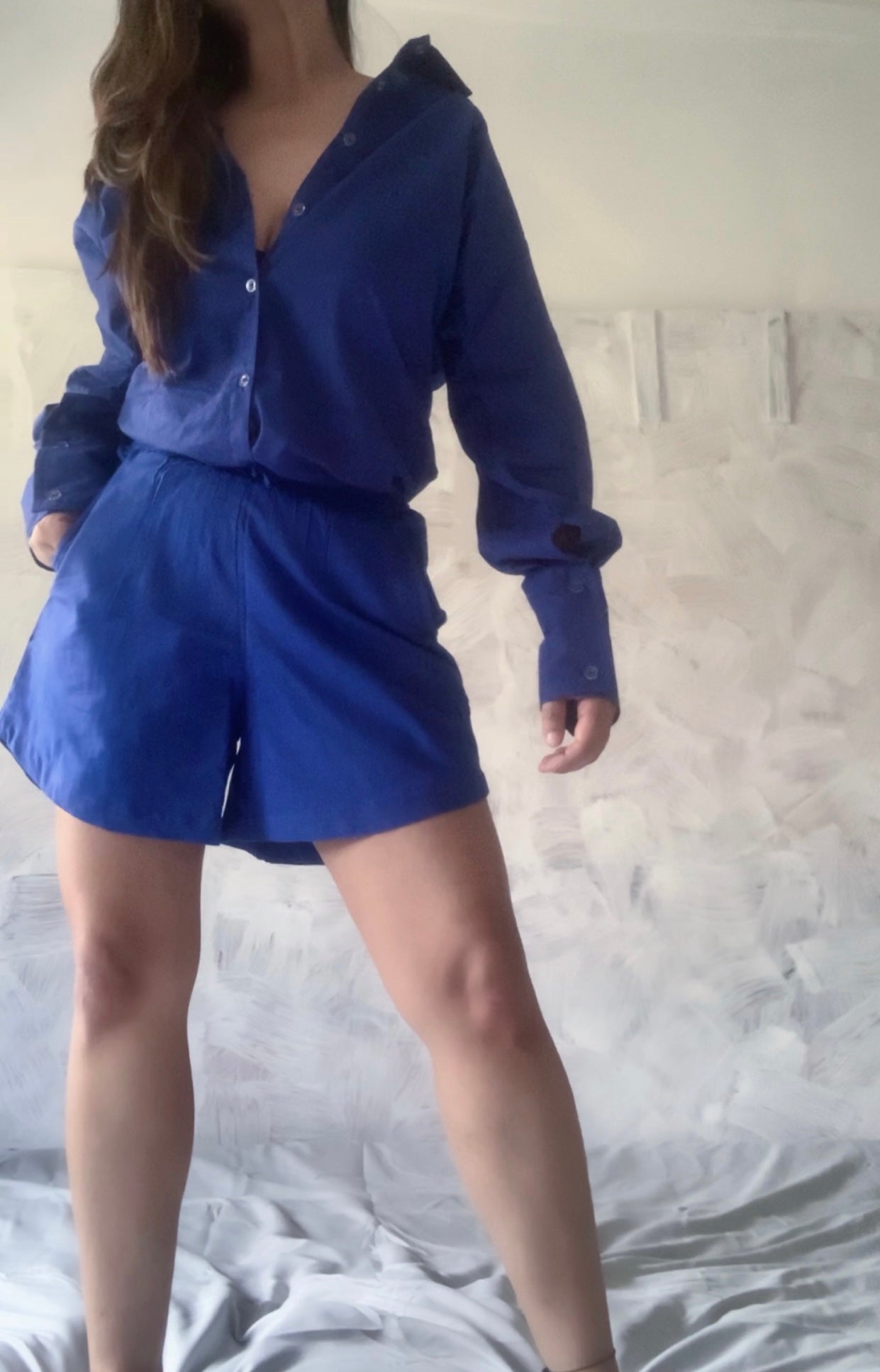 THE BAY SET : Electric Blue