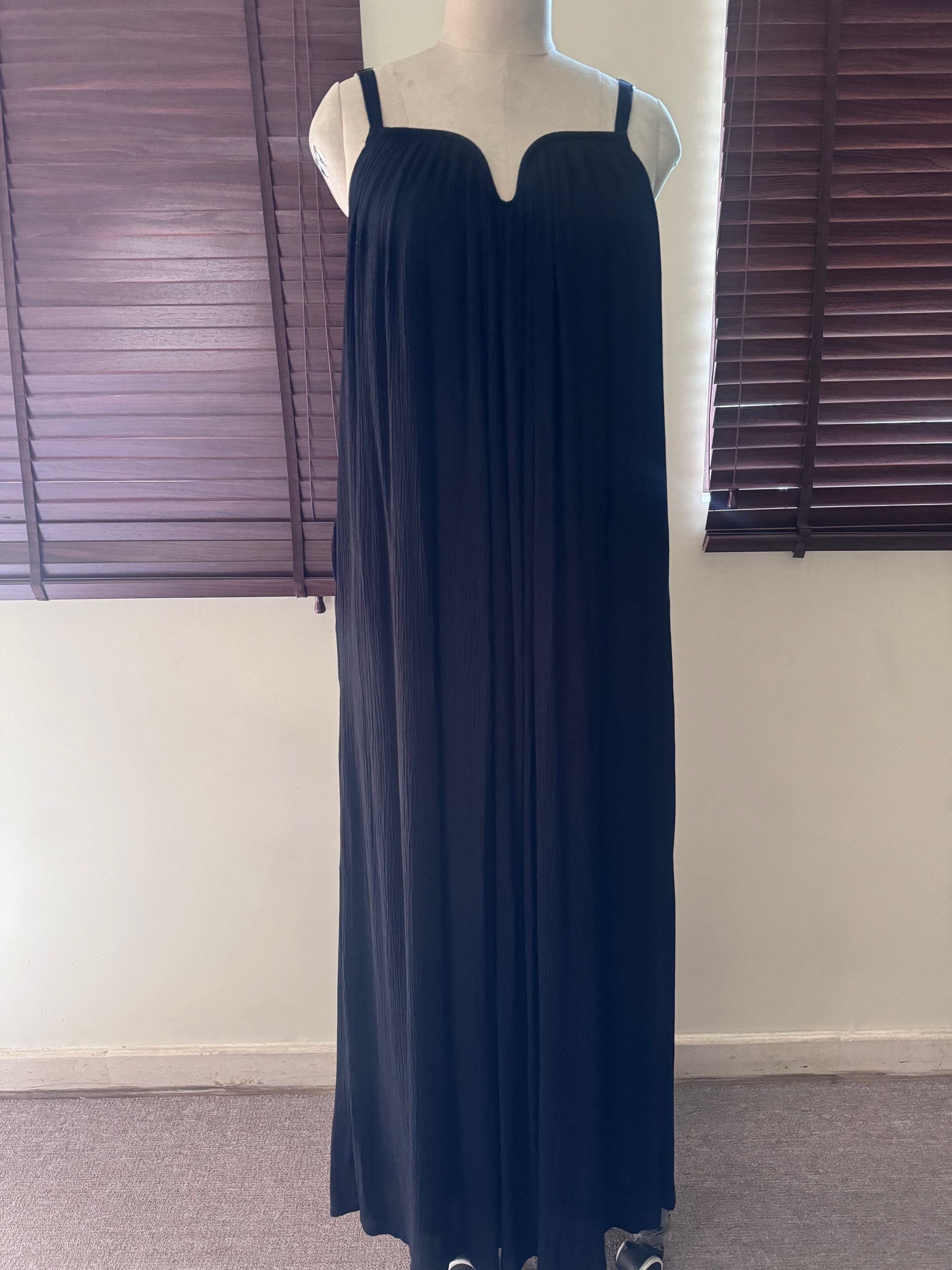 The Scallop Maxi :  Black