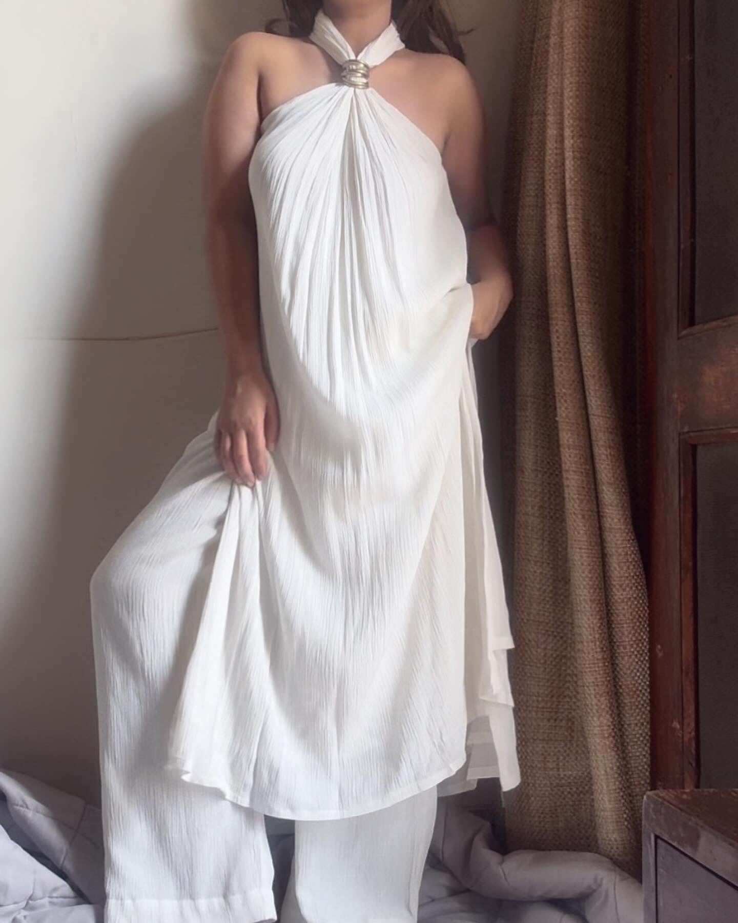 The Gloria Long Aurum : White