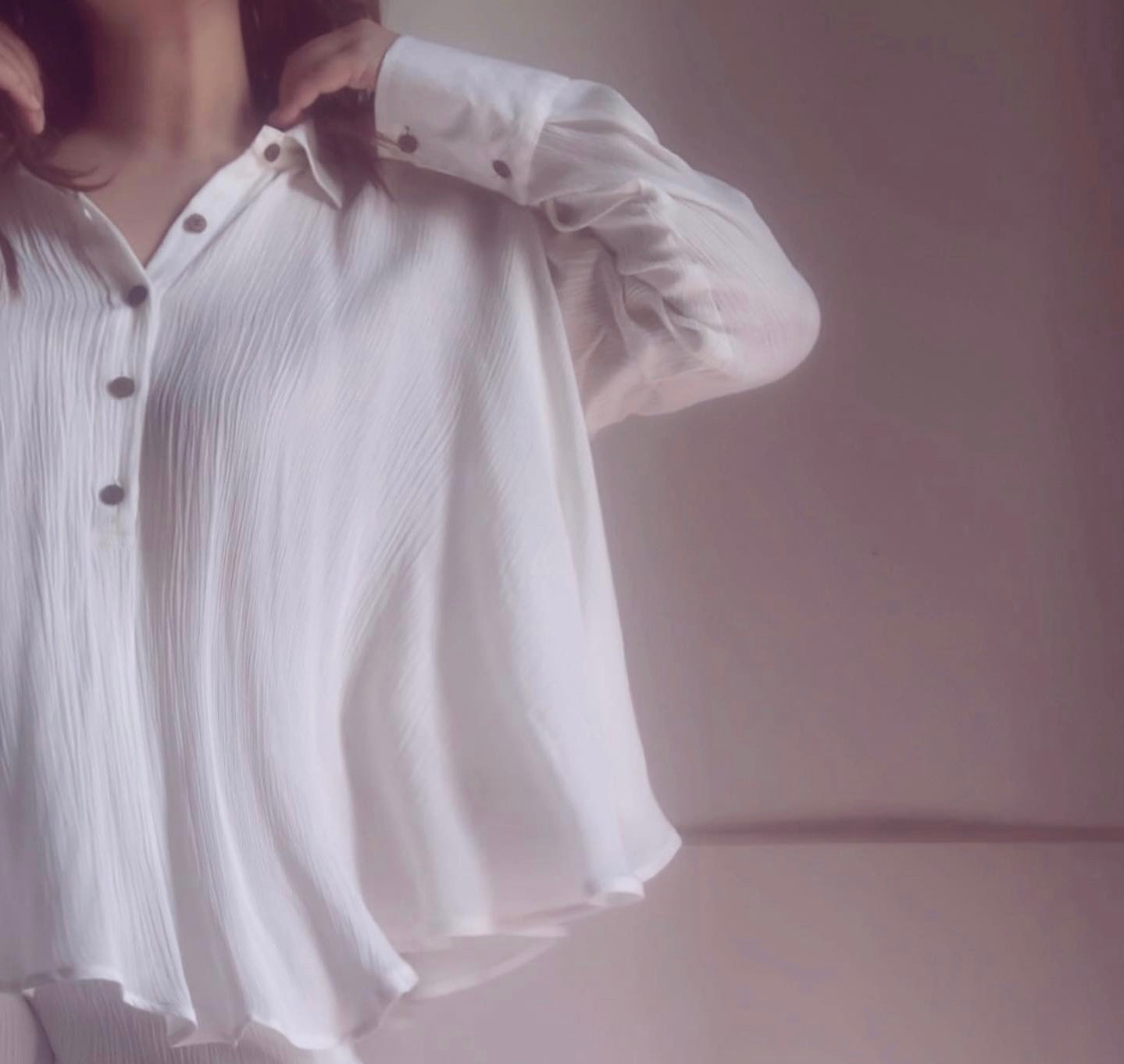 The Swirl Top : White