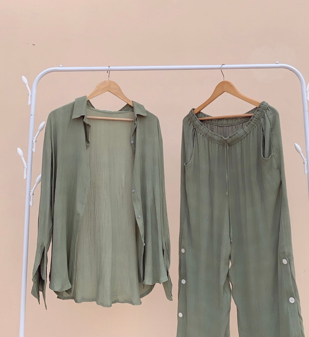 THE SAND DUNES SET : Sage Green