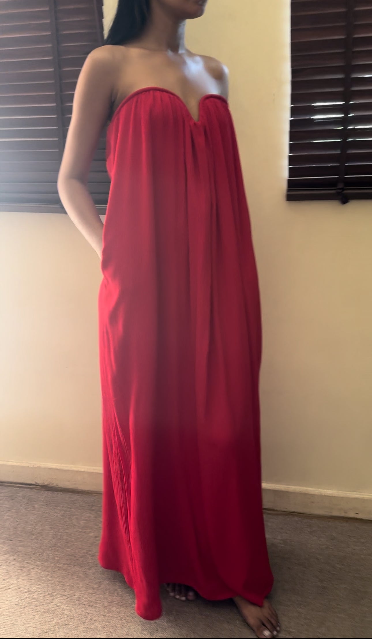 Valencia Strapless Maxi  : Red