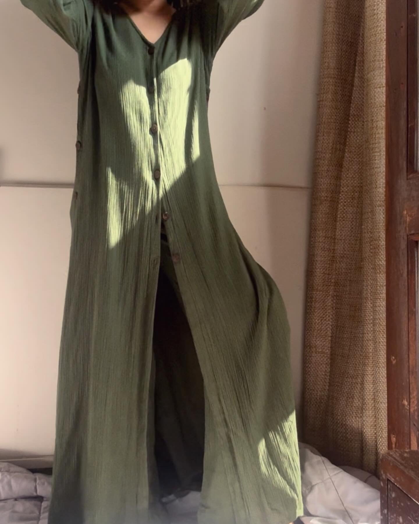 The Juliet Set With Sleeves : Olive