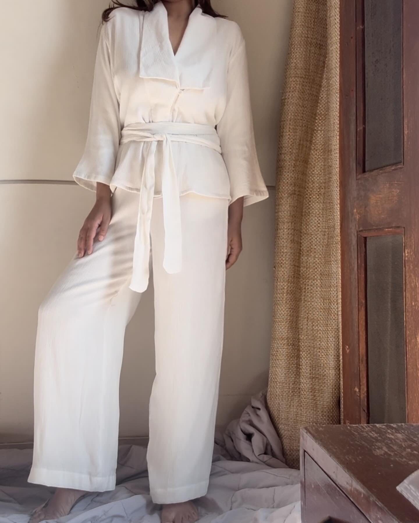 The Breezy Dusk Set : White