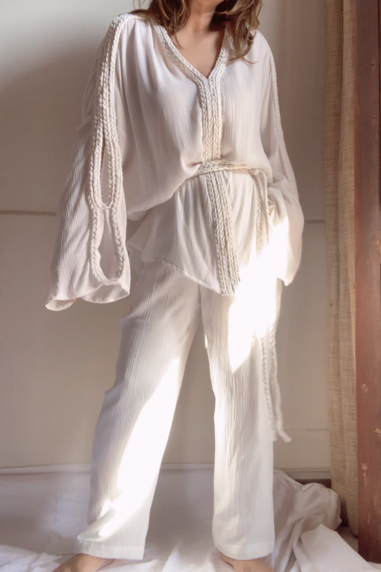 The Hestia : White