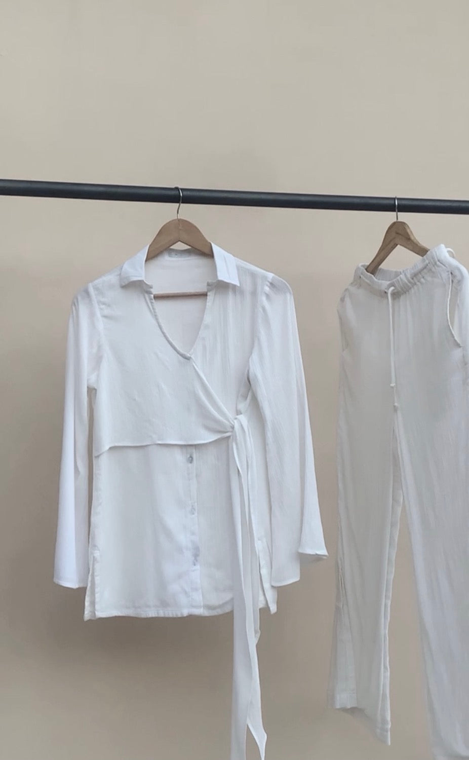 THE THALASSIC SET : White