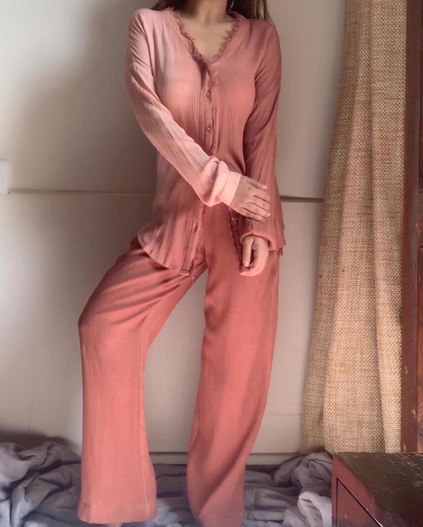 The Wavelet Set : Peach And Brown