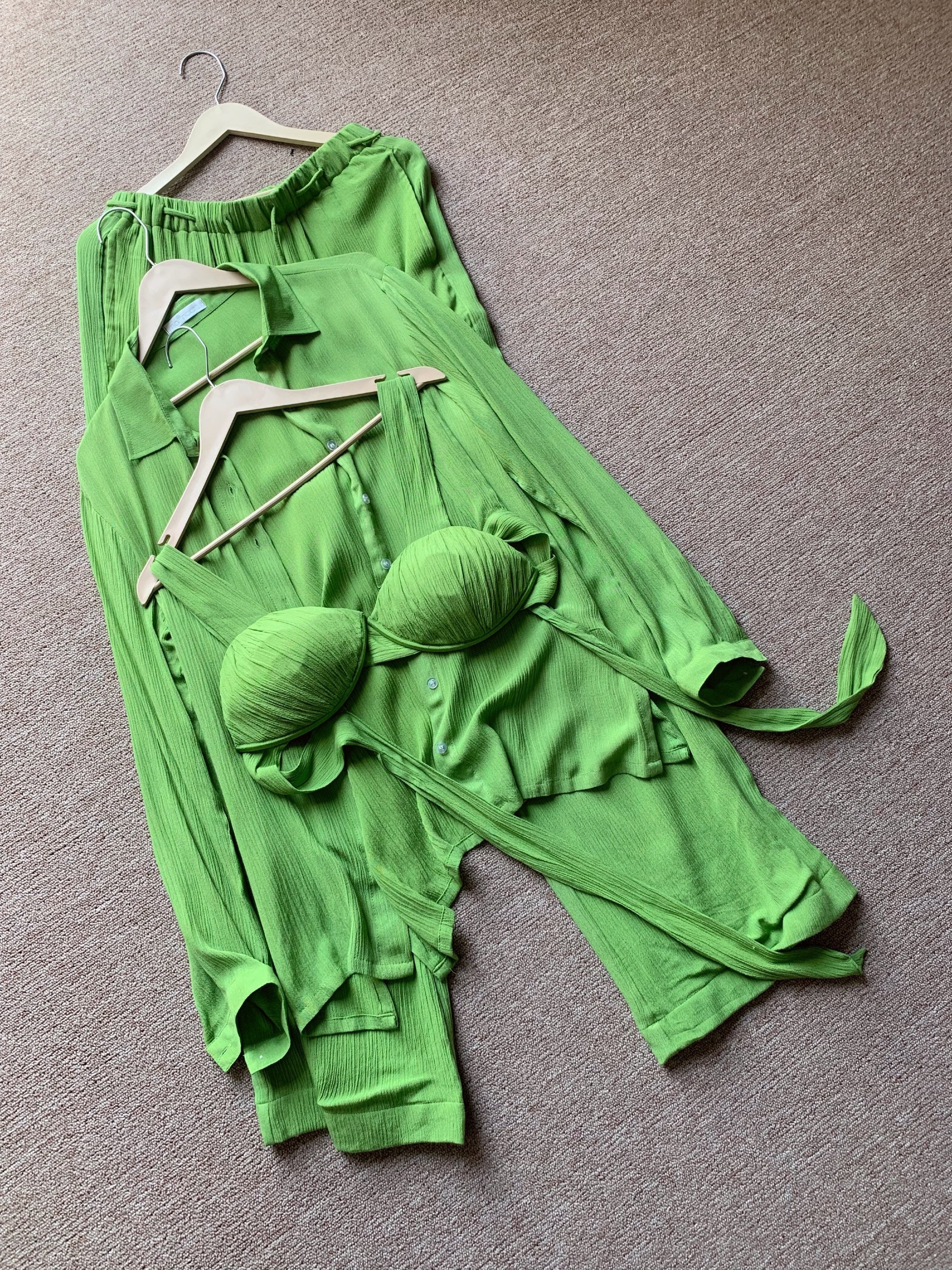The Sand Set + The Shell Bralette : Lime Green